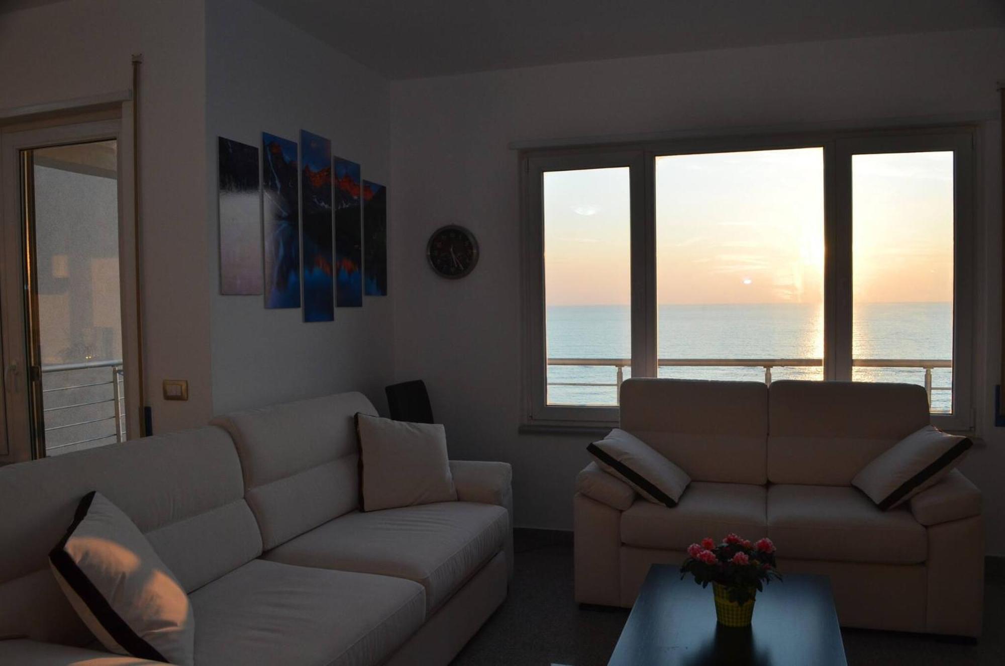 Home Sweet Home By The Sea - 060 Durres Ngoại thất bức ảnh